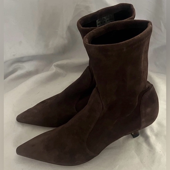 Stuart Weitzman VINNY 50 BROWN STRETCH SUEDE ANKLE BOOT KITTEN HEEL SHOE 8 $650 - Picture 11 of 13